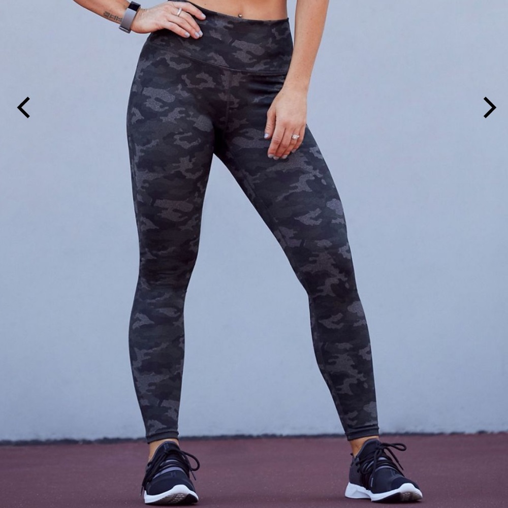 Fabletics Powerhold Camo Legging